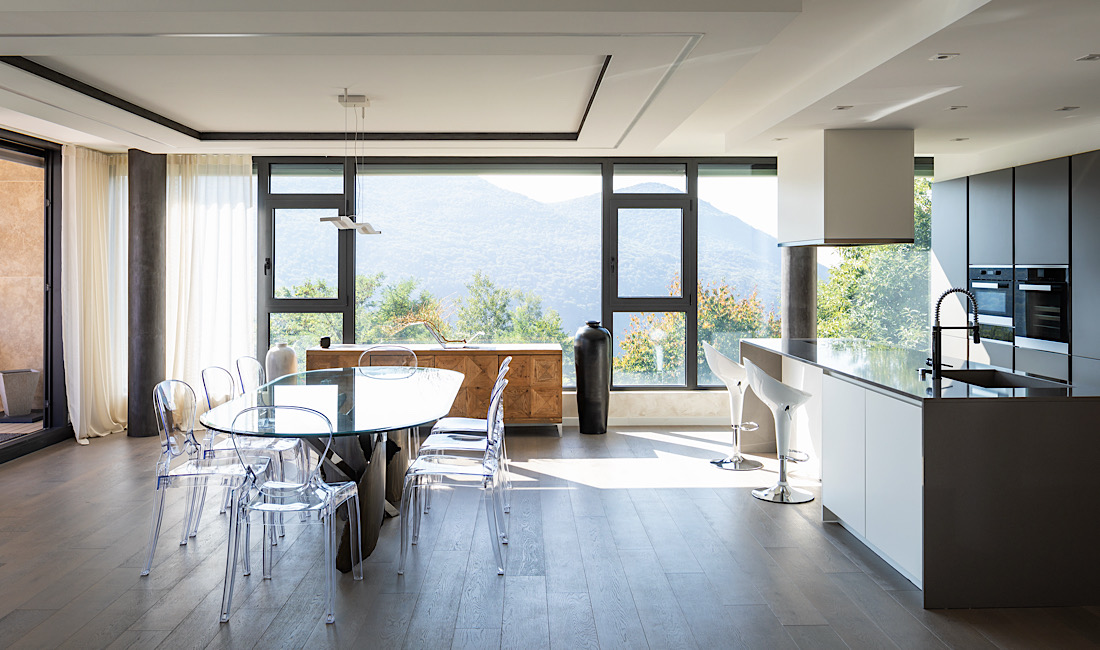 Bright, open, modern kitchen with large windows in Meridian, ID